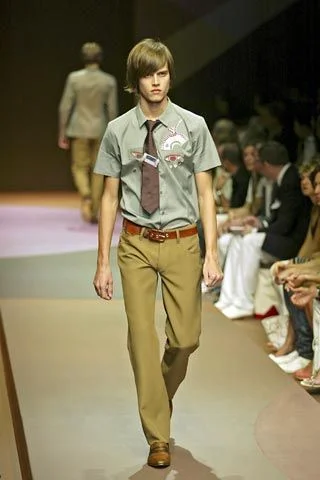 Look 18